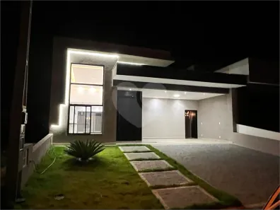 Casa de Condomínio com 3 Quartos à venda, 147m² no Cajuru do Sul, Sorocaba