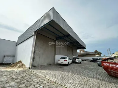 Galpão/Depósito/Armazém para alugar, 200m² no Monte Castelo, Tubarão
