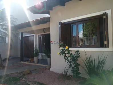 Casa de Condomínio com 3 Quartos à venda, 190m² no Fátima, Canoas