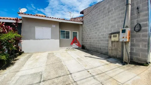 Casa de Condomínio com 2 Quartos à venda, 50m² no Parque Santo Antônio, Jacareí