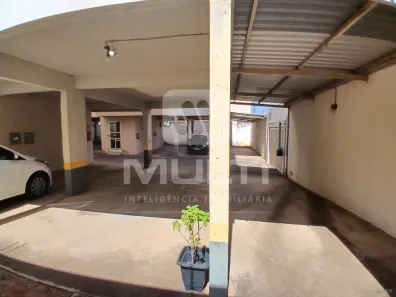 Apartamento com 2 Quartos para alugar, 75m² no Santa Mônica, Uberlândia