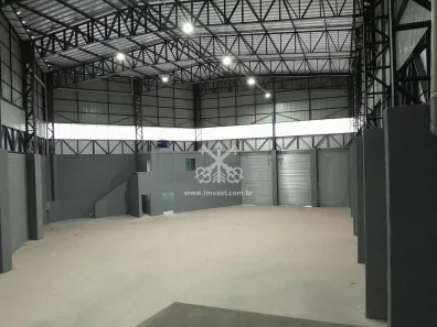 Galpão/Depósito/Armazém para venda ou aluguel, 820m² no Parque Paraíso, Itapecerica da Serra