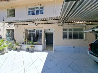 Casa com 3 Quartos à venda, 120m² no Cordeiro, Recife