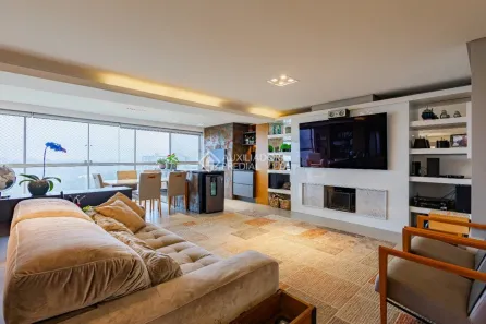 Apartamento com 3 Quartos à venda, 200m² no Jardim do Salso, Porto Alegre