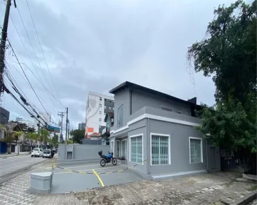 Imóvel Comercial para alugar, 280m² no Vila Mathias, Santos