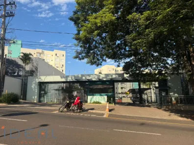 Apartamento com 2 Quartos para alugar, 51m² no Cidade Universitária, Maringá