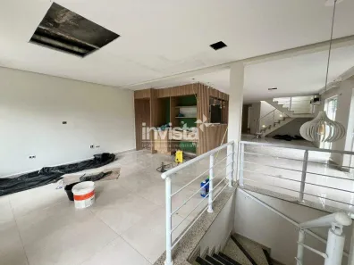 Casa com 4 Quartos à venda, 263m² no Embaré, Santos