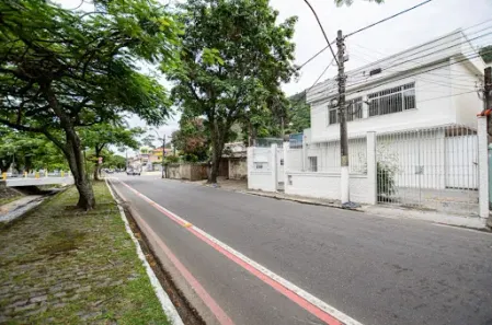 Imóvel Comercial à venda, 500m² no São Francisco, Niterói