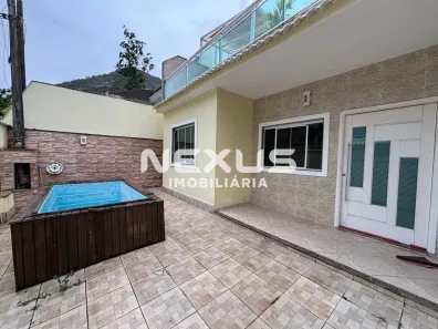 Casa de Condomínio com 3 Quartos à venda, 255m² no Camorim, Rio de Janeiro