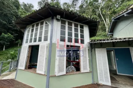 Casa com 3 Quartos à venda, 3150m² no Muriqui, Niterói