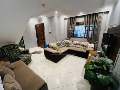 Sobrado com 3 Quartos à venda, 237m² no Jardim Imperador, Suzano