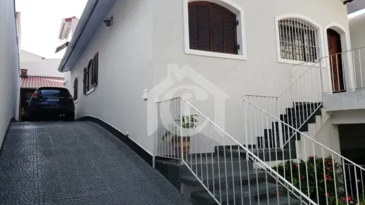 Sobrado com 4 Quartos à venda, 300m² no Centro, Diadema