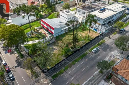 Lote/Terreno para alugar, 674m² no Centro, Curitiba