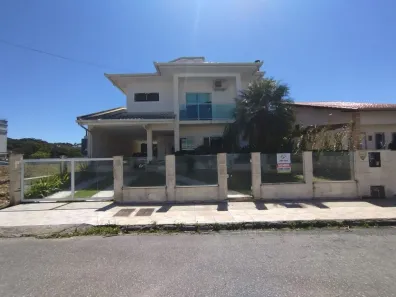 Casa com 4 Quartos à venda, 252m² no Pedra Branca, Palhoça