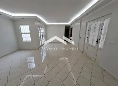Casa com 4 Quartos para alugar, 185m² no Santa Luzia, Uberlândia