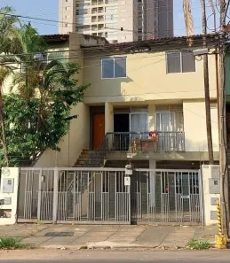 Sobrado com 4 Quartos à venda, 246m² no Vila Americano do Brasil, Goiânia