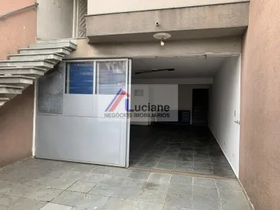 Sobrado com 3 Quartos para alugar, 230m² no Parque Jaçatuba, Santo André