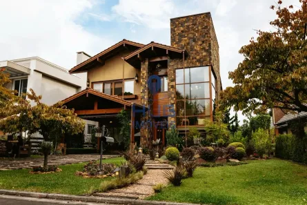 Casa com 4 Quartos à venda, 510m² no Prinstrop, Gramado