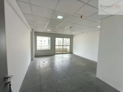 Sala Comercial à venda, 32m² no Vila Gertrudes, São Paulo