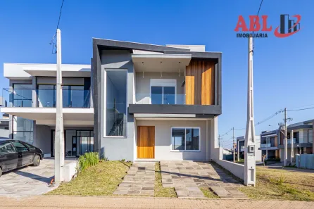Sobrado com 3 Quartos à venda, 156m² no Central Park, Cachoeirinha