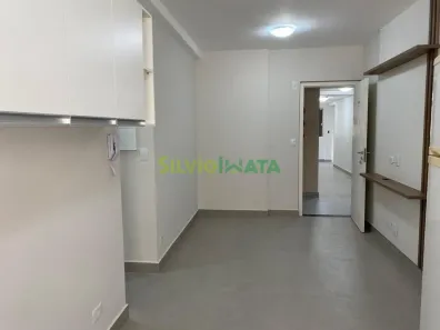 Apartamento com 2 Quartos à venda, 45m² no Zona 03, Maringá