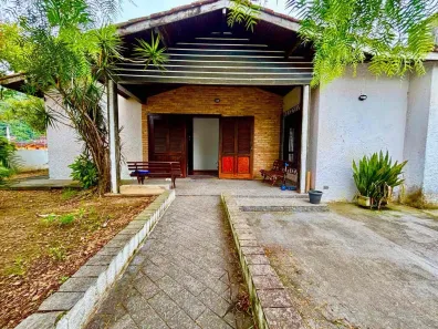 Casa com 3 Quartos à venda, 168m² no Enseada, Guarujá
