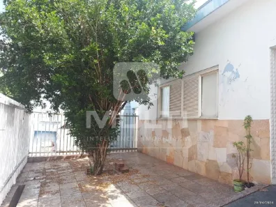 Casa com 5 Quartos à venda, 250m² no Martins, Uberlândia
