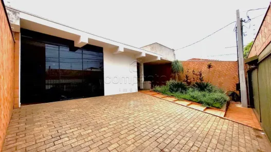 Imóvel Comercial para alugar, 420m² no Vila Santa Cruz, São José do Rio Preto