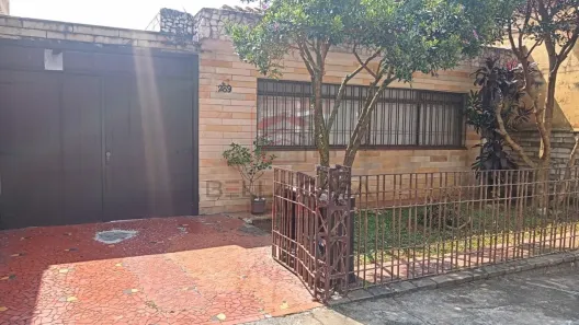 Casa com 3 Quartos à venda, 235m² no Chácara Mafalda, São Paulo