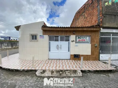 Casa com 2 Quartos para alugar, 75m² no Olaria, Aracaju
