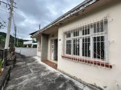 Casa com 4 Quartos à venda, 278m² no Braunes, Nova Friburgo