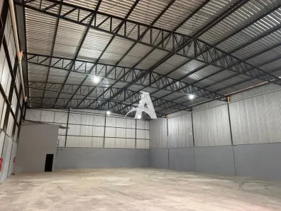 Galpão/Depósito/Armazém para alugar, 720m² no , 