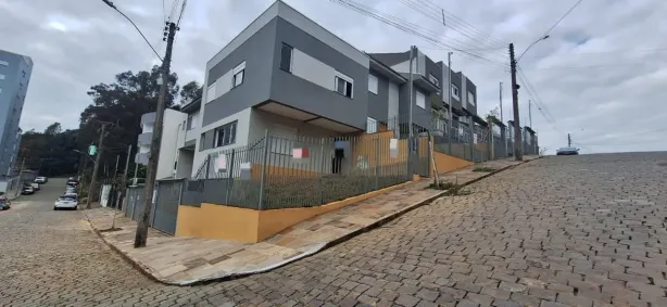 Sobrado com 3 Quartos à venda, 121m² no Santa Lúcia, Caxias do Sul