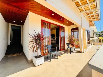 Sobrado com 3 Quartos à venda, 153m² no Costa e Silva, Joinville