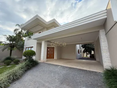 Sobrado com 4 Quartos à venda, 306m² no Costa e Silva, Joinville
