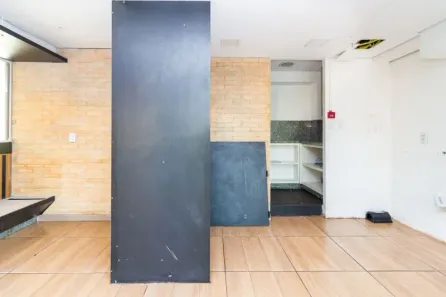 Ponto Comercial para alugar, 76m² no Cristal, Porto Alegre