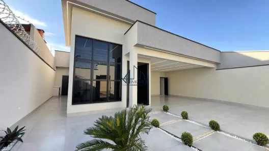 Casa com 3 Quartos à venda, 228m² no Setor Faiçalville, Goiânia