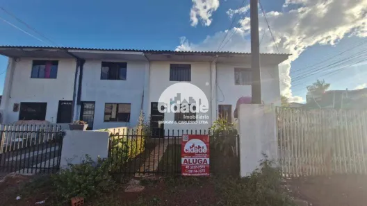 Sobrado com 2 Quartos para alugar, 60m² no Pioneiros Catarinenses, Cascavel