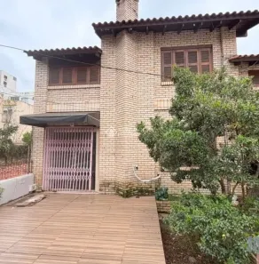 Imóvel Comercial para alugar, 178m² no Passo da Areia, Porto Alegre