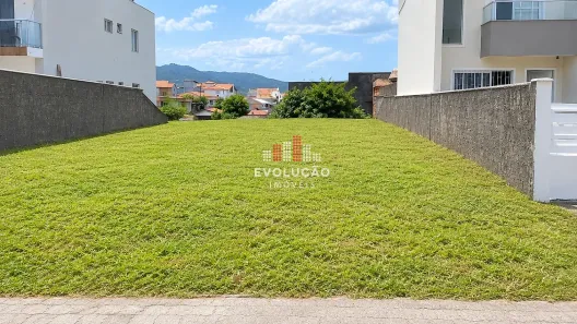 Lote/Terreno à venda, 360m² no Serraria, São José