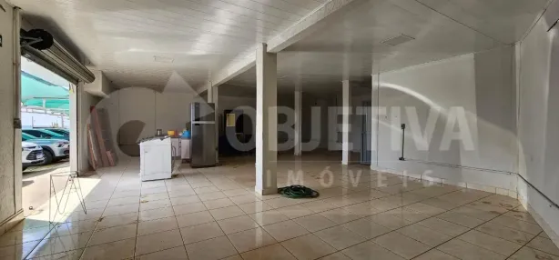 Ponto Comercial para alugar, 161m² no Nossa Senhora das Graças, Uberlândia