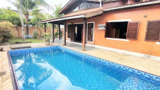 Casa com 3 Quartos à venda, 420m² no Enseada, Guarujá
