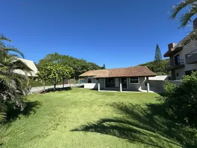Casa com 5 Quartos para alugar, 130m² no Armação, Penha
