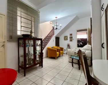 Casa com 3 Quartos à venda, 65m² no Mariano Procópio, Juiz de Fora