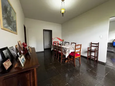 Casa com 4 Quartos à venda, 250m² no Ouro Preto, Belo Horizonte