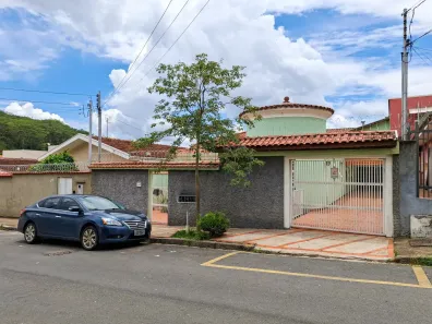 Casa com 5 Quartos à venda, 193m² no João Pinheiro, Poços de Caldas