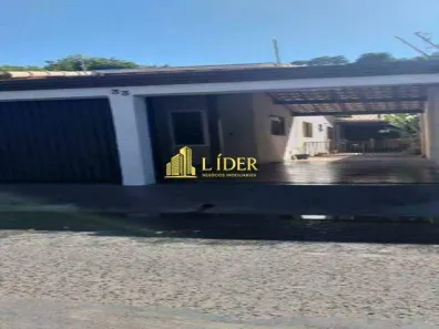 Casa com 3 Quartos à venda, 200m² no Lagoinha, Uberlândia