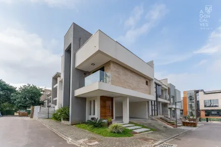 Casa de Condomínio com 3 Quartos para alugar, 150m² no Campo Comprido, Curitiba