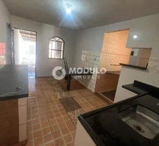 Casa com 3 Quartos à venda, 100m² no Santa Luzia, Uberlândia