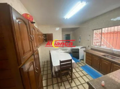 Sobrado com 3 Quartos para alugar, 262m² no Parque Continental I, Guarulhos